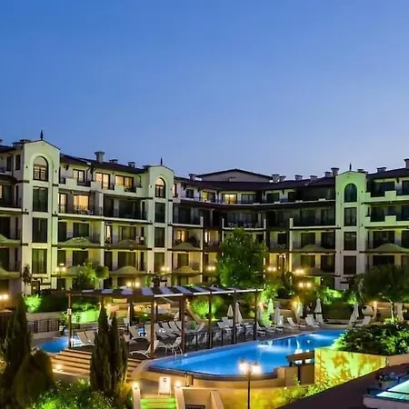 Appartement Rose Gardens 10 *