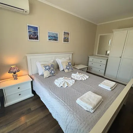 Rose Gardens 10 Appartement